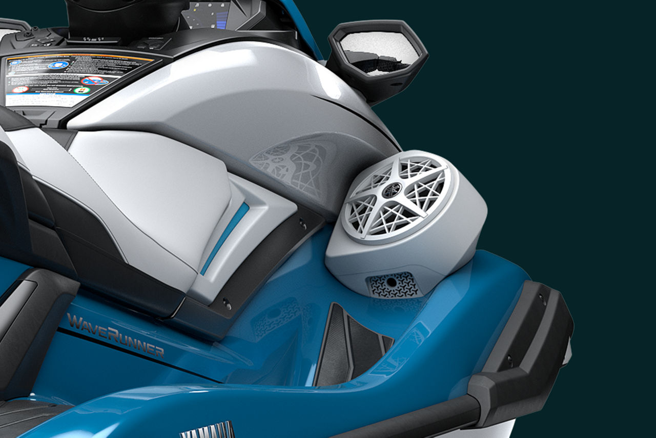 Integrated Yamaha Speakers