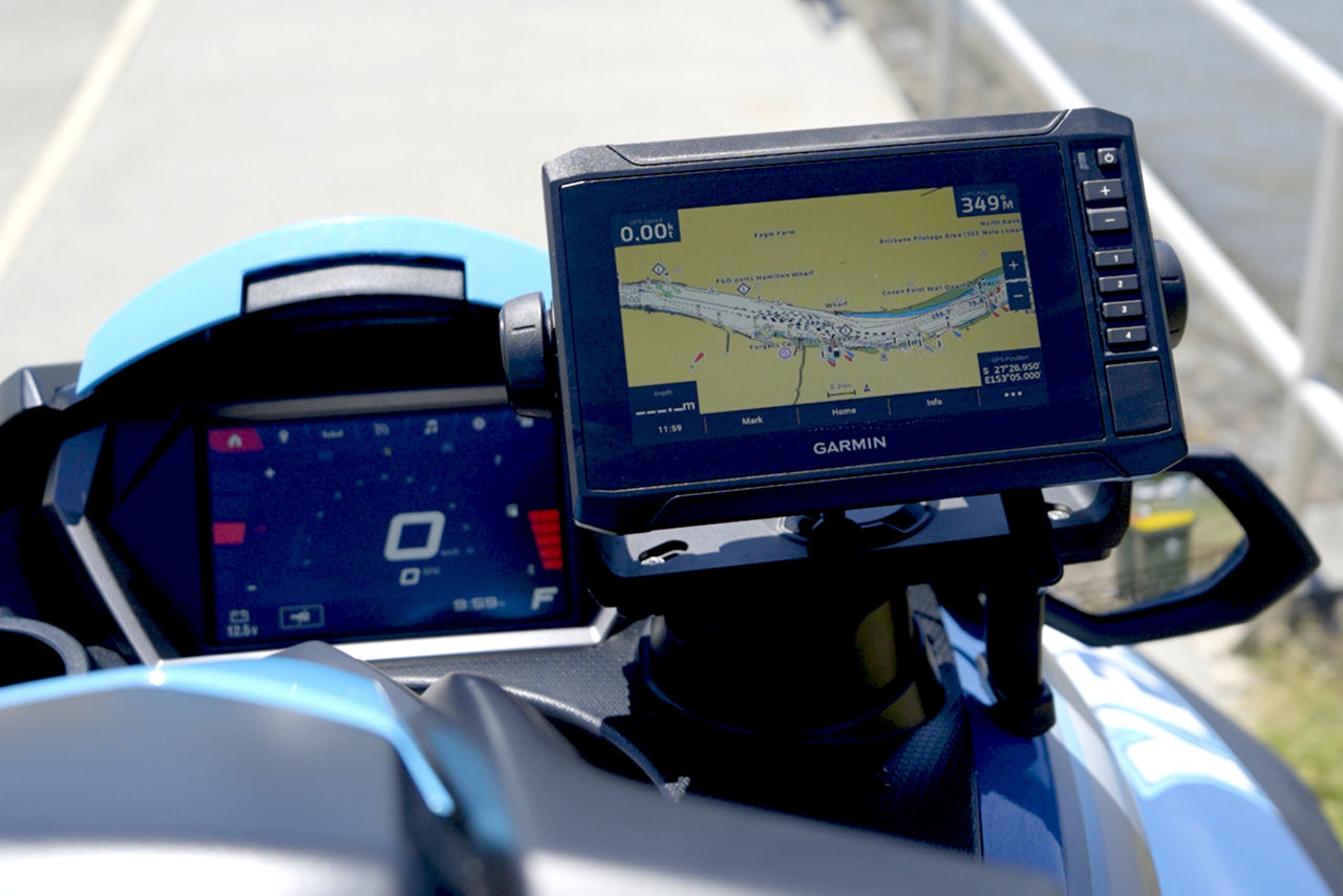 Garmin Fish Finder & GPS