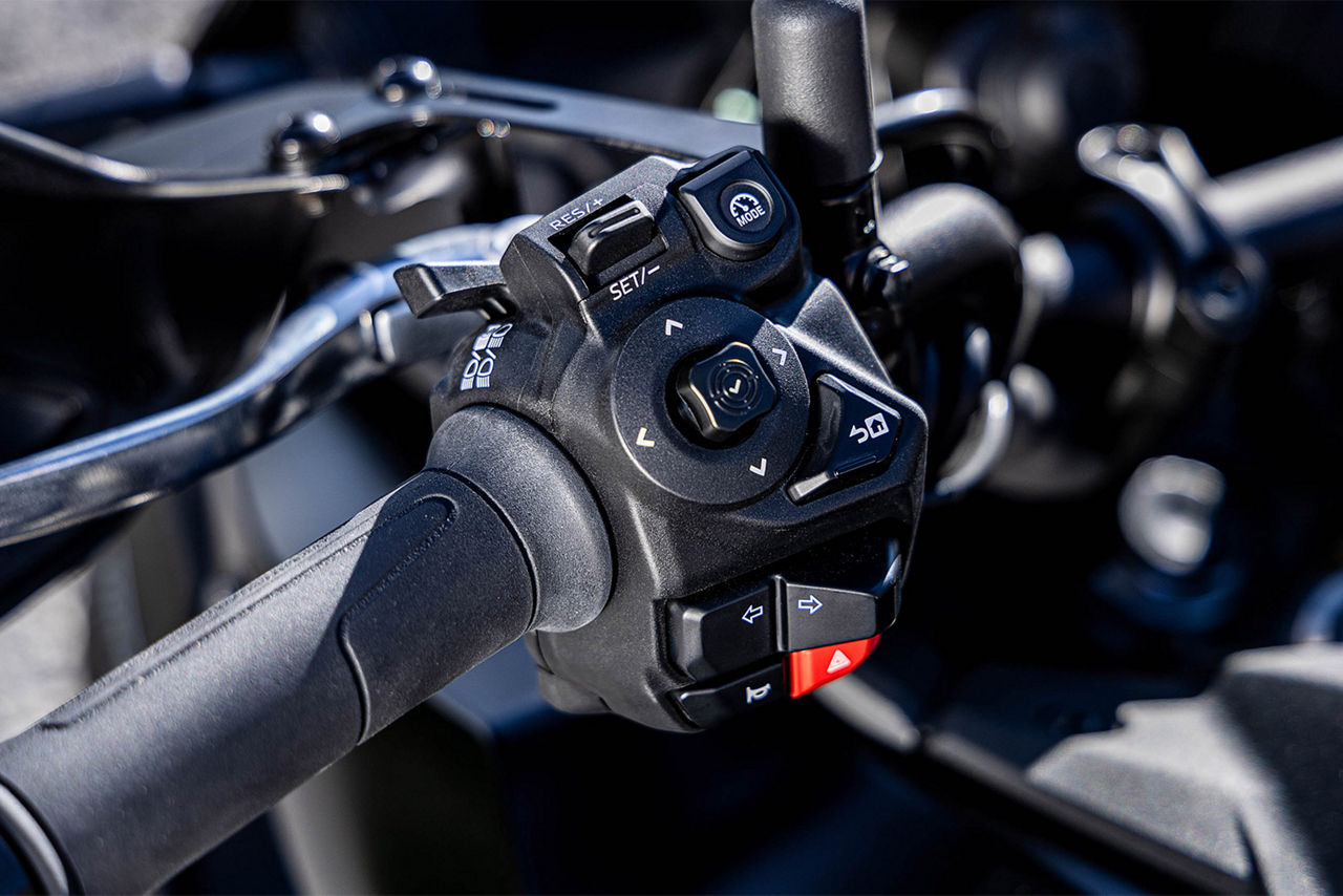 Cruise control and speed limiter