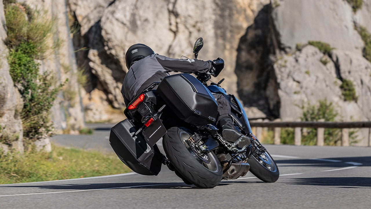 2026 Tracer 9 GT Plus Y-AMT
