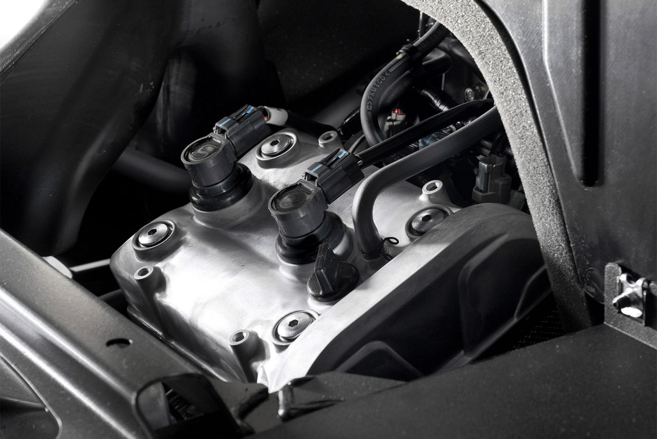 Powerful twin cylinder engine