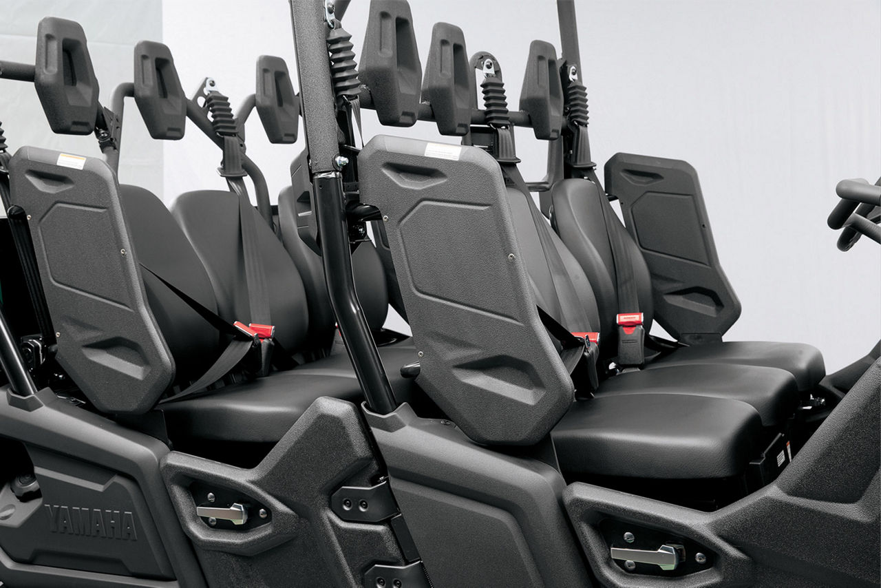 Comfortable and spacious 6-seat layout